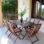 Bella Seafront 5br For 10 Near Athens Nyaraló *