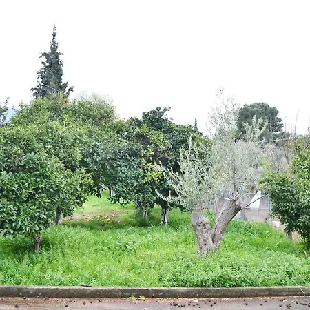 Bella Loukisia Holiday home
