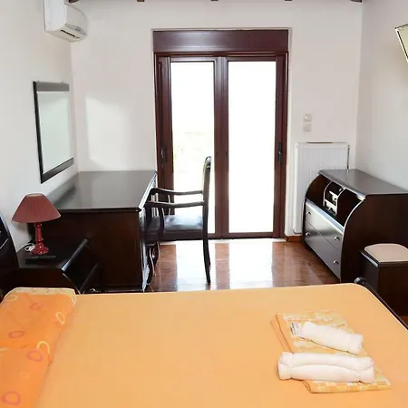 Bella Seafront 5br For 10 Near Athens Dom wakacyjny Loukissia