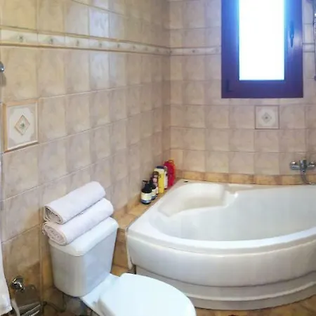 Bella Seafront 5br For 10 Near Athens Dom wakacyjny