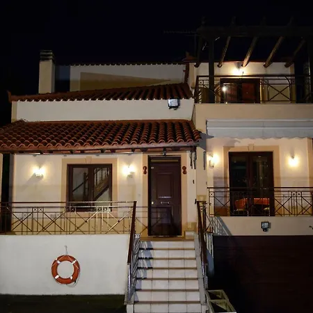 Dom wakacyjny Bella Seafront 5br For 10 Near Athens